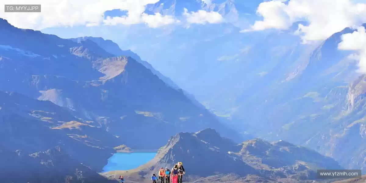 👕潮流装备，秀出你的运动态度！
